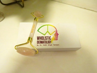 Rose Quartz Face Roller